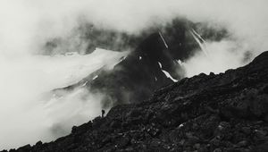 Preview wallpaper mountains, peak, silhouette, bw, loneliness