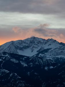 Preview wallpaper mountains, peak, snow, clouds, nature