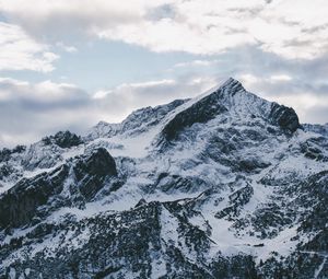 Preview wallpaper mountains, peak, snow, snowy, sky, clouds