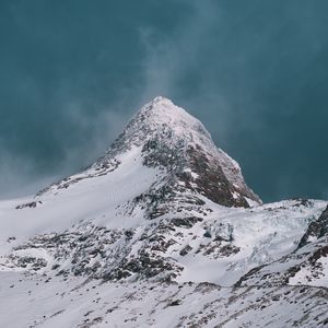 Preview wallpaper mountains, peak, snow, snowy, slope, sky