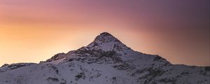 Preview wallpaper mountains, peak, snow, snowy, sunset