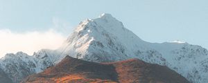 Preview wallpaper mountains, peak, spruce, trees, snowy