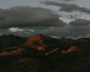 Preview wallpaper mountains, peaks, cacti, cloudy