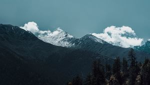 Preview wallpaper mountains, peaks, clouds, trees, landscape