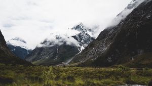 Preview wallpaper mountains, peaks, clouds, snow