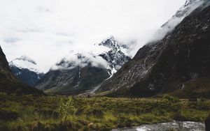 Preview wallpaper mountains, peaks, clouds, snow