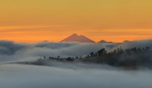 Preview wallpaper mountains, peaks, clouds, fog, distance