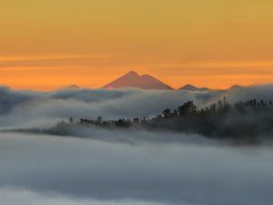 Preview wallpaper mountains, peaks, clouds, fog, distance