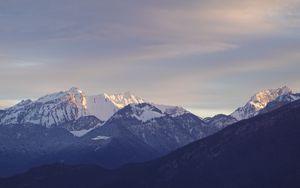 Preview wallpaper mountains, peaks, dusk, landscape, nature