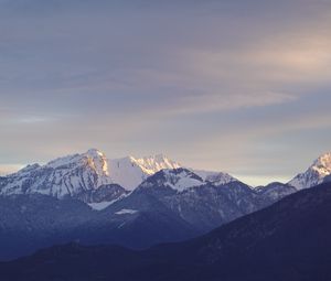 Preview wallpaper mountains, peaks, dusk, landscape, nature