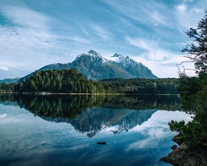 Preview wallpaper mountains, peaks, lake, trees, forest, reflection
