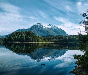 Preview wallpaper mountains, peaks, lake, trees, forest, reflection