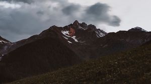Preview wallpaper mountains, peaks, rocks, slope, snowy
