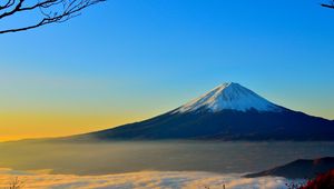 Preview wallpaper mountains, peaks, sky