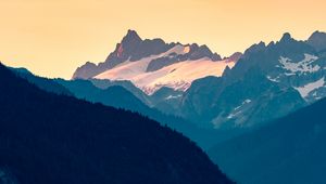 Preview wallpaper mountains, peaks, sky, canada