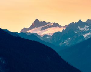 Preview wallpaper mountains, peaks, sky, canada