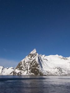 Preview wallpaper mountains, peaks, snow, sky, lake
