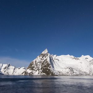 Preview wallpaper mountains, peaks, snow, sky, lake
