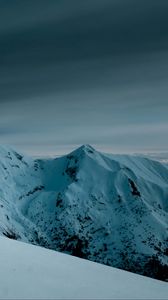 Preview wallpaper mountains, peaks, snow, snowy