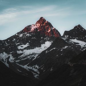 Preview wallpaper mountains, peaks, snow, snowy, sky, rocks