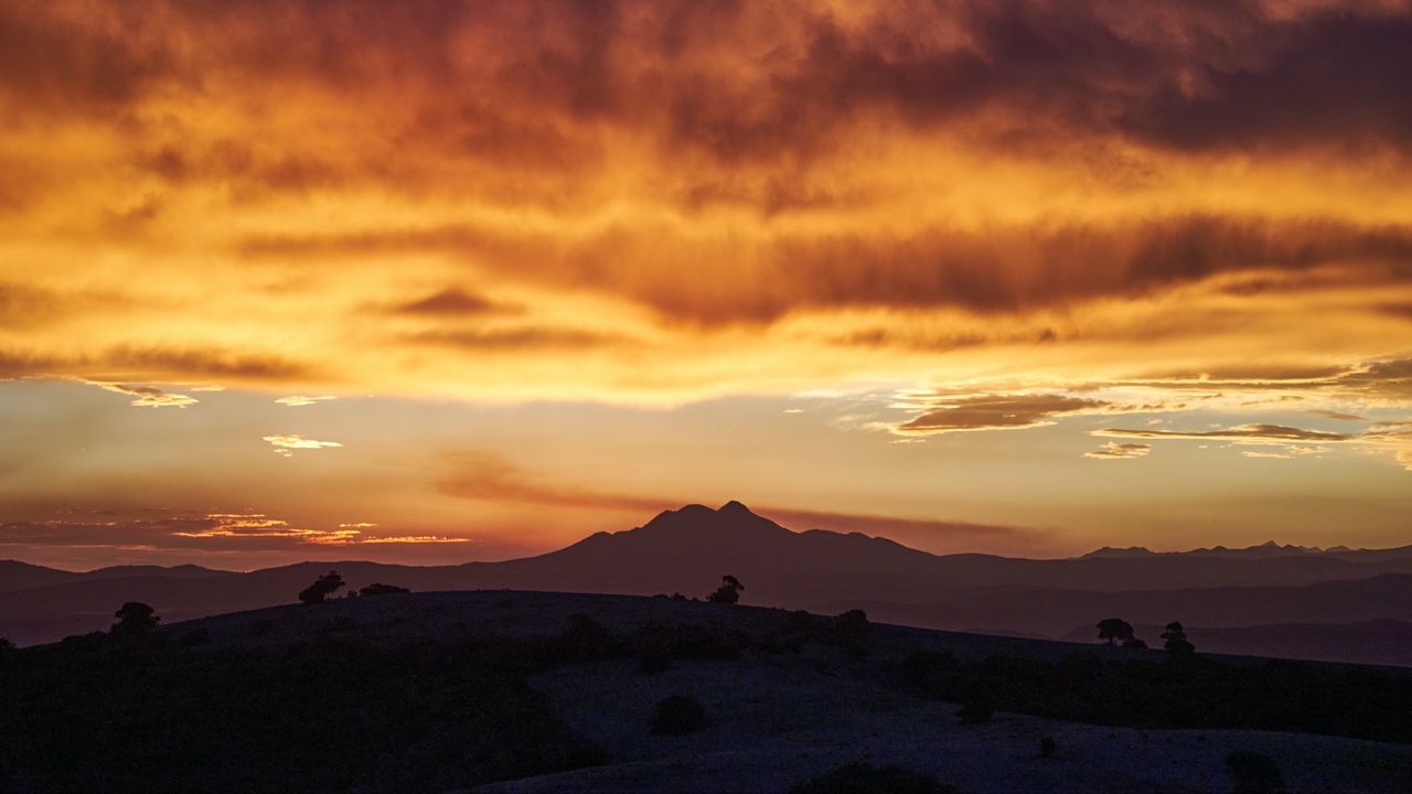 Wallpaper mountains, peaks, sunset, bushes, sky