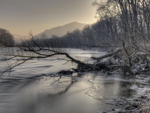 Preview wallpaper mountains, river, snow, snag