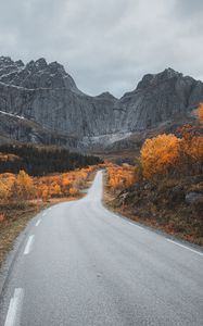Preview wallpaper mountains, road, autumn, landscape