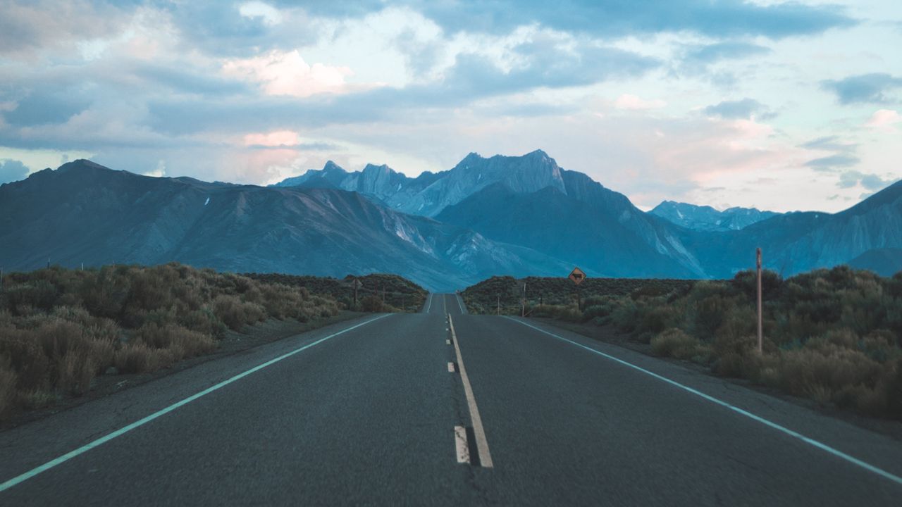 Wallpaper mountains, road, journey, horizon, sky