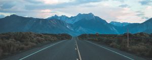 Preview wallpaper mountains, road, journey, horizon, sky