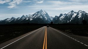 Preview wallpaper mountains, road, marking, auto, movement