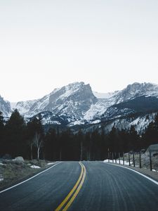Preview wallpaper mountains, road, marking