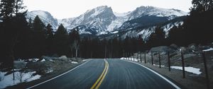 Preview wallpaper mountains, road, marking
