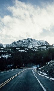 Preview wallpaper mountains, road, turn, peaks, snow