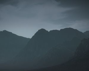 Preview wallpaper mountains, rocks, evening, fog