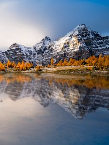 Preview wallpaper mountains, rocks, lake, reflection, canada