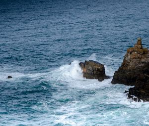 Preview wallpaper mountains, rocks, sea, waves, splashes, nature