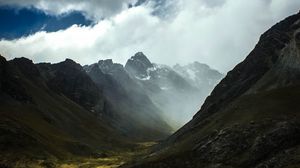 Preview wallpaper mountains, rocks, slope, fog, clouds