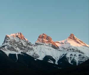 Preview wallpaper mountains, rocks, snow, snowy, peaks