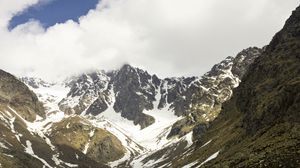 Preview wallpaper mountains, rocks, snow, snowy, stones