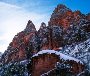 Preview wallpaper mountains, rocks, stone, steep, snowy