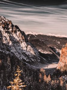 Preview wallpaper mountains, san vigilio, italy