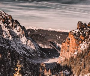 Preview wallpaper mountains, san vigilio, italy