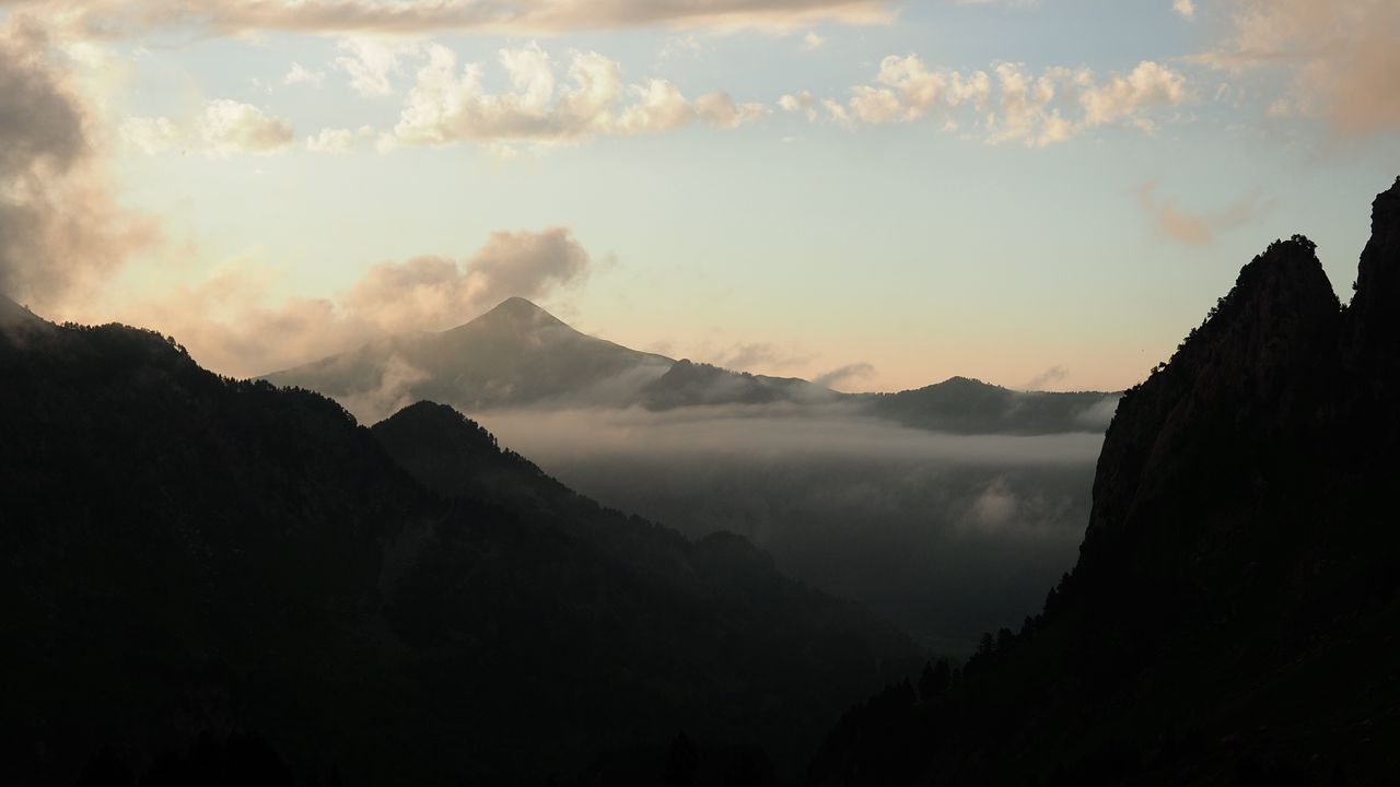 Wallpaper mountains, silhouettes, clouds, twilight, landscape, dark