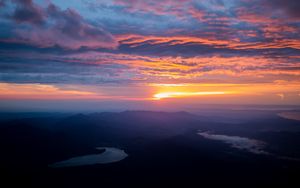 Preview wallpaper mountains, silhouettes, sky, light, nature