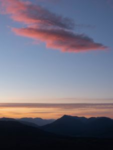 Preview wallpaper mountains, silhouettes, twilights, clouds