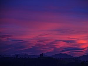 Preview wallpaper mountains, sky, clouds, purple