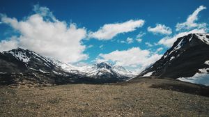 Preview wallpaper mountains, sky, clouds