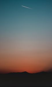 Preview wallpaper mountains, sky, gradient, dark, sunset