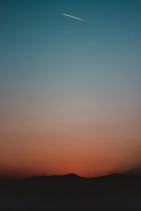 Preview wallpaper mountains, sky, gradient, dark, sunset