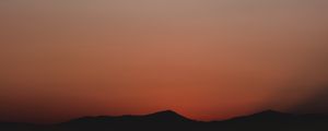 Preview wallpaper mountains, sky, gradient, dark, sunset